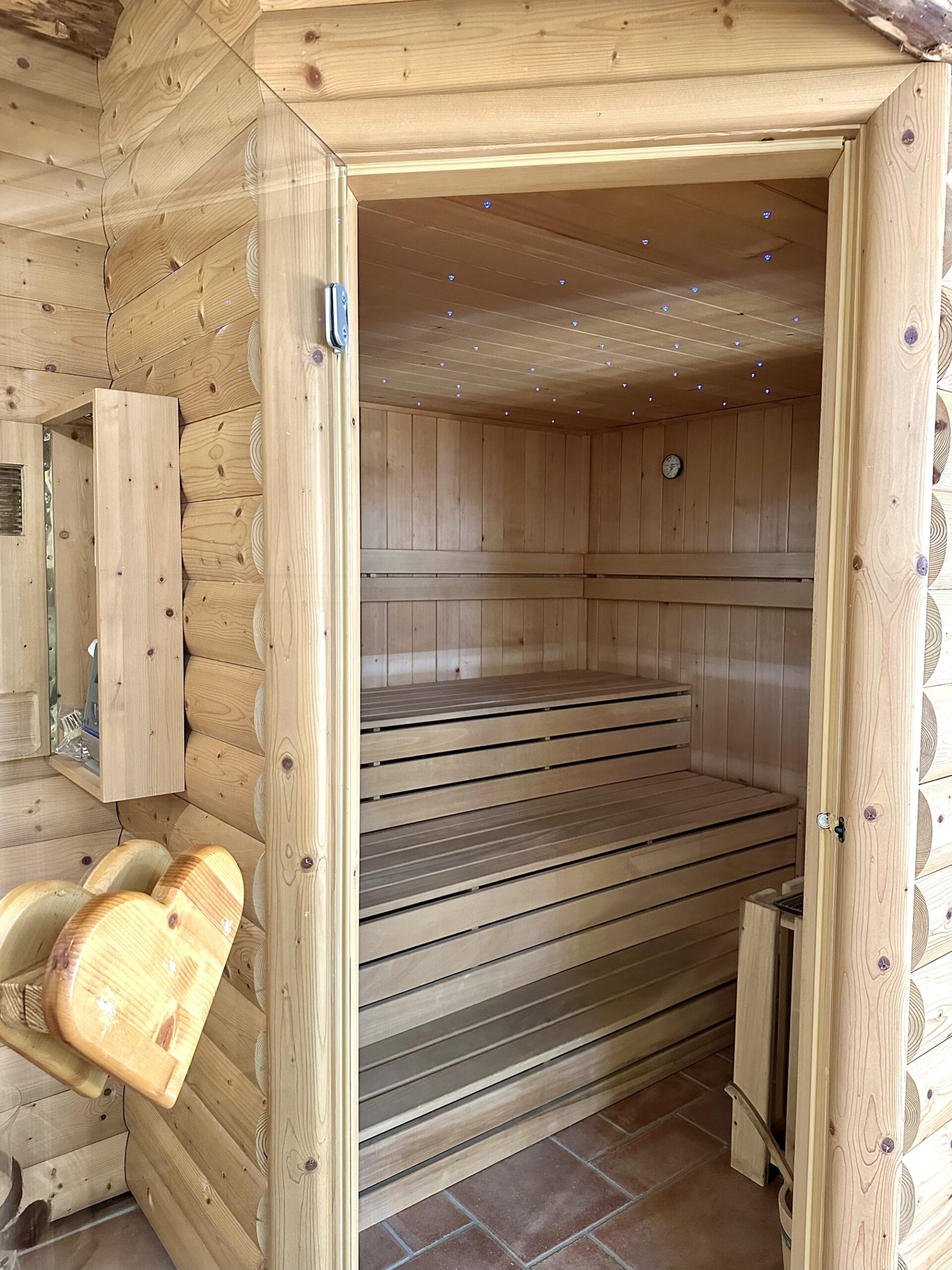 Innenansicht der Sauna im Landhaus Quehenberger in Maishofen